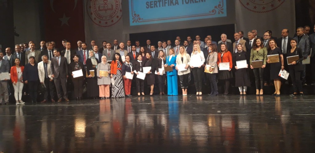 BEYAZ BAYRAK ÖDÜLÜMÜZÜ ALDIK